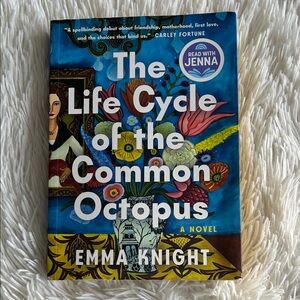 The Life Cycle of the Common Octopus Book by Emma Knight